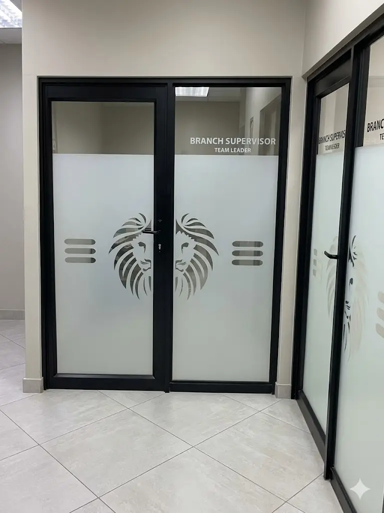 Sandlast door